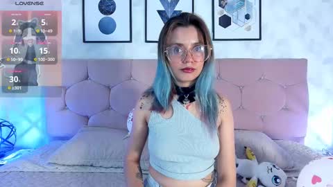Yukki Kuran online show from February 19, 2025, 1:40 am