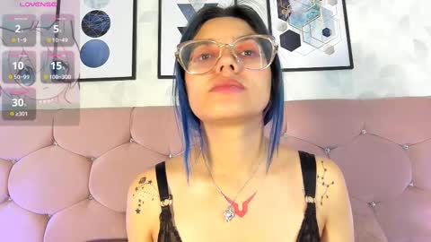 Yukki Kuran online show from March 4, 2025, 8:24 am