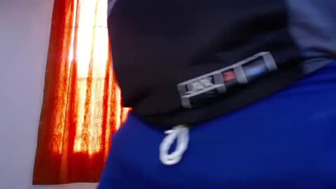 yul and val couple online show from September 12, 2025, 12:16 pm