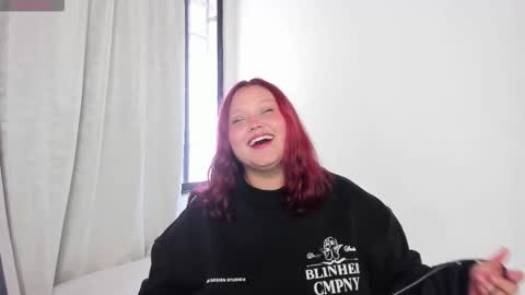 Snapshot of yuli_cardona_ chatting on September 20, 2025, 2:29 pm Yuliet online show from September 20, 2025, 2:29 pm