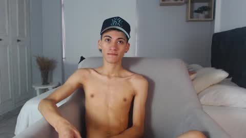 Snapshot of yulian_vasquez chatting on March 10, 2025, 12:04 pm yulian_vasquez online show from March 10, 2025, 12:04 pm