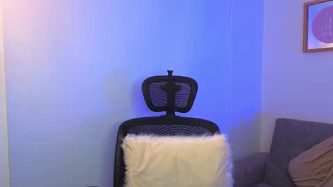 Snapshot of yulian_vasquez chatting on October 10, 2025, 12:15 pm yulian_vasquez online show from October 10, 2025, 12:15 pm