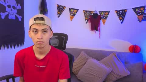 Snapshot of yulian_vasquez chatting on October 12, 2025, 12:26 pm yulian_vasquez online show from October 12, 2025, 12:26 pm