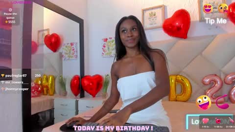 Yuliana online show from February 14, 2025, 7:33 pm