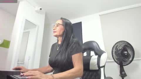 Y U L I T Z A online show from February 2, 2026, 12:37 pm