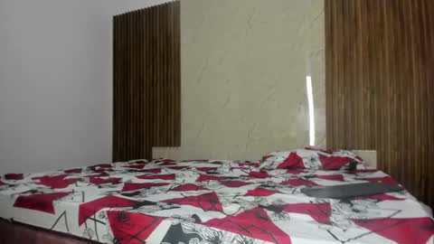 yuly_alex online show from February 26, 2025, 11:20 am
