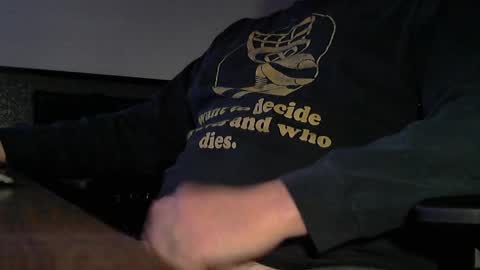 Snapshot of yumguy69 chatting on February 28, 2025, 1:37 am YumGuy69 online show from February 28, 2025, 1:37 am