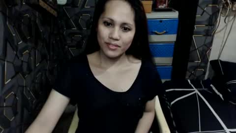 Snapshot of yumi_white chatting on April 17, 2026, 4:59 am yumi online show from April 17, 2026, 4:59 am