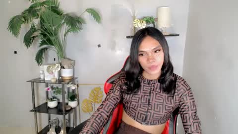 Snapshot of yumiexx chatting on August 7, 2026, 1:46 pm CALL ME YUMLEXX online show from August 7, 2026, 1:46 pm