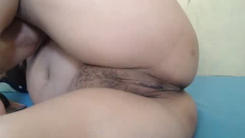 Snapshot of yummy72747 chatting on July 7, 2026, 9:24 am yummy72747 online show from July 7, 2026, 9:24 am