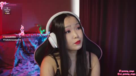 Snapshot of yummy_maya chatting on February 21, 2025, 9:13 am Chimi online show from February 21, 2025, 9:13 am