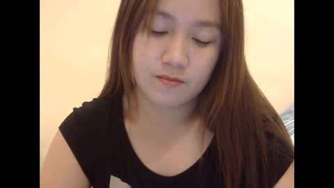 yummyclaya online show from March 8, 2026, 3:05 pm