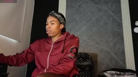 Snapshot of yummyduo chatting on October 16, 2025, 12:06 pm Yummyduo online show from October 16, 2025, 12:06 pm