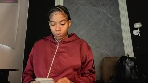 Snapshot of yummyduo chatting on November 12, 2025, 12:05 pm Yummyduo online show from November 12, 2025, 12:05 pm