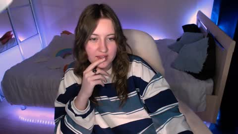 Snapshot of yummypolly chatting on January 10, 2025, 12:59 am YummyPolly online show from January 10, 2025, 12:59 am