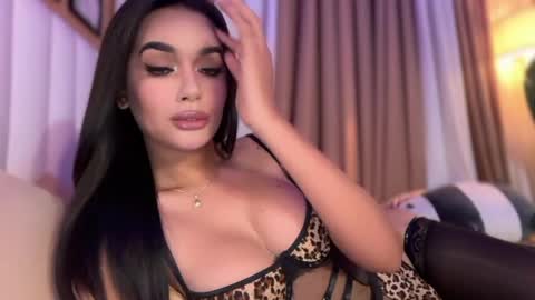 Goddes Renalyn online show from April 21, 2026, 9:39 pm