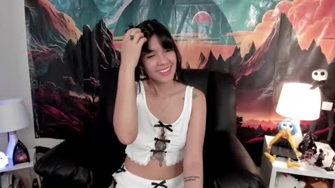 Snapshot of yunablack chatting on October 29, 2025, 2:52 pm Yuna online show from October 29, 2025, 2:52 pm