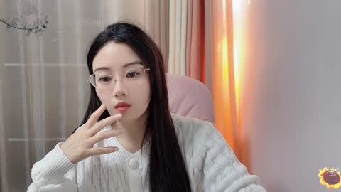 Snapshot of yuner0715 chatting on December 2, 2024, 2:08 pm YunEr online show from December 2, 2024, 2:08 pm