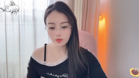 Snapshot of yuner0715 chatting on December 5, 2024, 3:04 am YunEr online show from December 5, 2024, 3:04 am