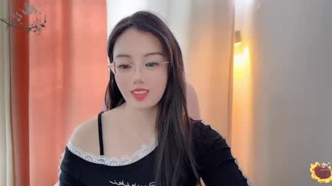 Snapshot of yuner0715 chatting on December 5, 2024, 6:10 am YunEr online show from December 5, 2024, 6:10 am
