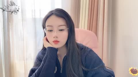 Snapshot of yuner0715 chatting on December 11, 2024, 3:13 am YunEr online show from December 11, 2024, 3:13 am