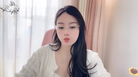 Snapshot of yuner0715 chatting on December 13, 2024, 3:16 am YunEr online show from December 13, 2024, 3:16 am