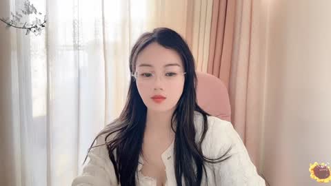 Snapshot of yuner0715 chatting on December 13, 2024, 6:21 am YunEr online show from December 13, 2024, 6:21 am