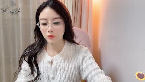 Snapshot of yuner0715 chatting on December 13, 2024, 1:33 pm YunEr online show from December 13, 2024, 1:33 pm