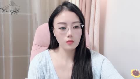 Snapshot of yuner0715 chatting on December 29, 2024, 2:21 pm YunEr online show from December 29, 2024, 2:21 pm