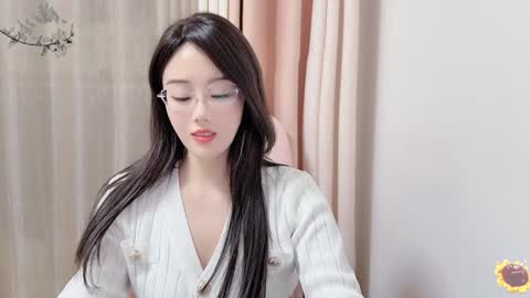 Snapshot of yuner0715 chatting on December 31, 2024, 1:52 pm YunEr online show from December 31, 2024, 1:52 pm