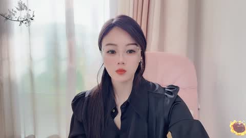 Snapshot of yuner0715 chatting on January 19, 2025, 4:12 am YunEr online show from January 19, 2025, 4:12 am