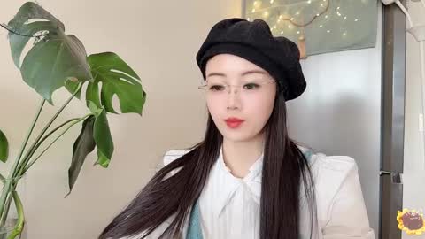Snapshot of yuner0715 chatting on February 19, 2025, 2:55 am YunEr online show from February 19, 2025, 2:55 am