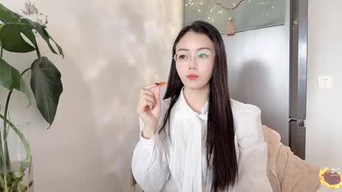 Snapshot of yuner0715 chatting on February 25, 2025, 3:52 am YunEr online show from February 25, 2025, 3:52 am