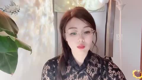 Snapshot of yuner0715 chatting on March 4, 2025, 6:04 am YunEr online show from March 4, 2025, 6:04 am