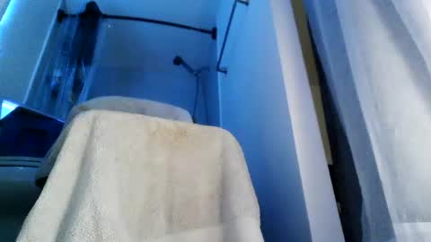 Snapshot of yung3587 chatting on December 11, 2024, 7:57 pm yung3587 online show from December 11, 2024, 7:57 pm