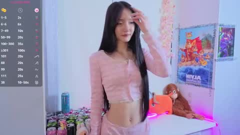 Snapshot of yung_leana chatting on May 14, 2026, 7:09 pm yung_leana online show from May 14, 2026, 7:09 pm