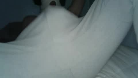 yungryan19 online show from September 12, 2025, 7:52 am