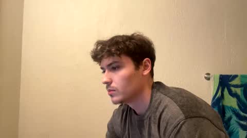 yungstudbev online show from December 2, 2024, 6:09 am