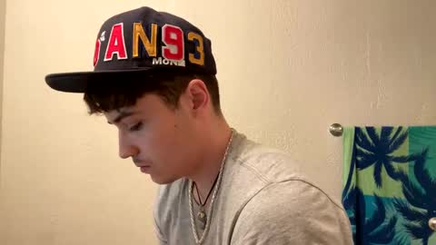 yungstudbev online show from January 6, 2025, 7:20 am