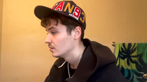 yungstudbev online show from January 23, 2025, 3:43 pm