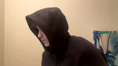 yungstudbev online show from February 10, 2025, 9:36 am