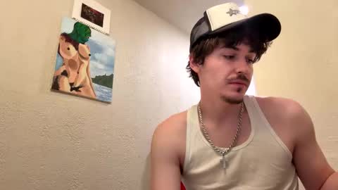 Snapshot of yungstudbev chatting on December 19, 2025, 5:20 pm yungstudbev online show from December 19, 2025, 5:20 pm