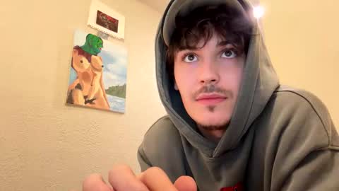 Snapshot of yungstudbev chatting on December 22, 2025, 12:40 am yungstudbev online show from December 22, 2025, 12:40 am