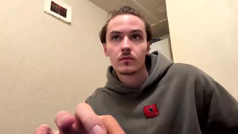 Snapshot of yungstudbev chatting on January 8, 2026, 2:36 am yungstudbev online show from January 8, 2026, 2:36 am