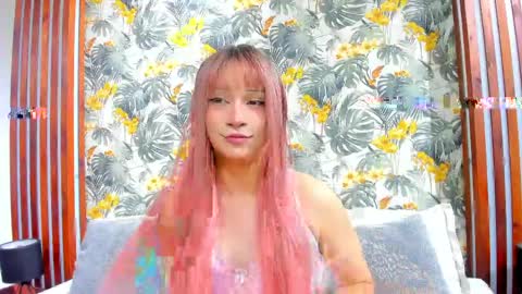 Yuri Kay online show from April 20, 2026, 8:10 pm