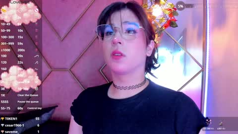 Snapshot of yuri_stars chatting on February 5, 2025, 9:18 pm Yuri Stars online show from February 5, 2025, 9:18 pm