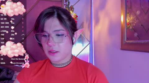 Snapshot of yuri_stars chatting on February 18, 2025, 5:31 pm Yuri Stars online show from February 18, 2025, 5:31 pm