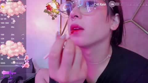 Snapshot of yuri_stars chatting on February 23, 2025, 3:18 pm Yuri Stars online show from February 23, 2025, 3:18 pm