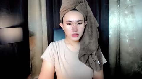 Snapshot of yuriyumixx_xoxo chatting on October 24, 2025, 11:28 am yuriyumixx_xoxo online show from October 24, 2025, 11:28 am