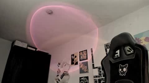 Snapshot of yury_sun chatting on April 6, 2026, 2:31 am paola online show from April 6, 2026, 2:31 am